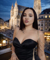 Cristina 21+